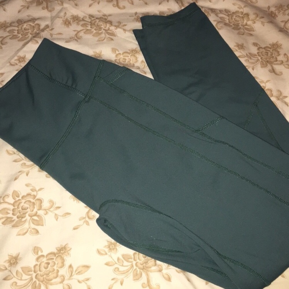 TYC Forest Green Heart Booty Leggings